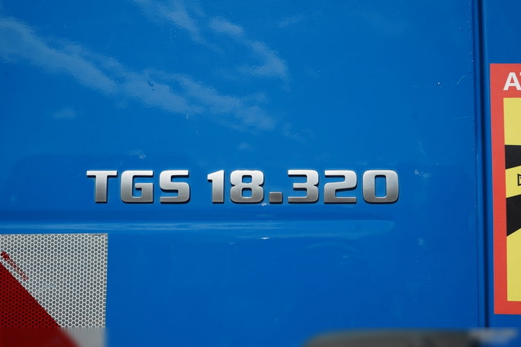 MAN TGS 18.320 / 4x2 / BURTOWY - 6.8 M + HDS FASSI F135 / wysów : 8 m / MOCNA PODŁOGA / STEROWANIE RADIOWE / ROTATOR / SPROWADZONY zdjęcie 32