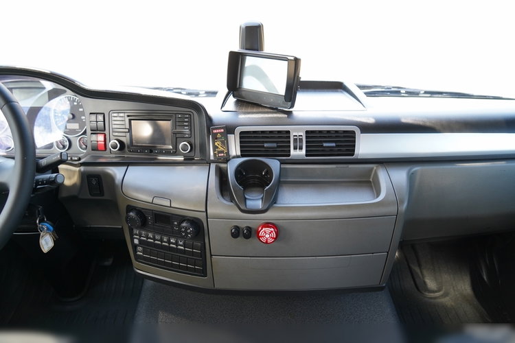 MAN TGS 18.320 / 4x2 / BURTOWY - 6.8 M + HDS FASSI F135 / wysów : 8 m / MOCNA PODŁOGA / STEROWANIE RADIOWE / ROTATOR / SPROWADZONY zdjęcie 42