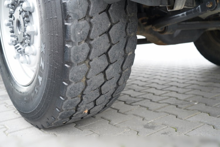 Scania G 440 / 6x6 / WYWROTKA TRZY-STRONNA / 2X HYDROBURTA / BOARDMATIC / OPONY 100% / MANUAL zdjęcie 28