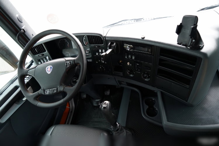 Scania G 440 / 6x6 / WYWROTKA TRZY-STRONNA / 2X HYDROBURTA / BOARDMATIC / OPONY 100% / MANUAL zdjęcie 40