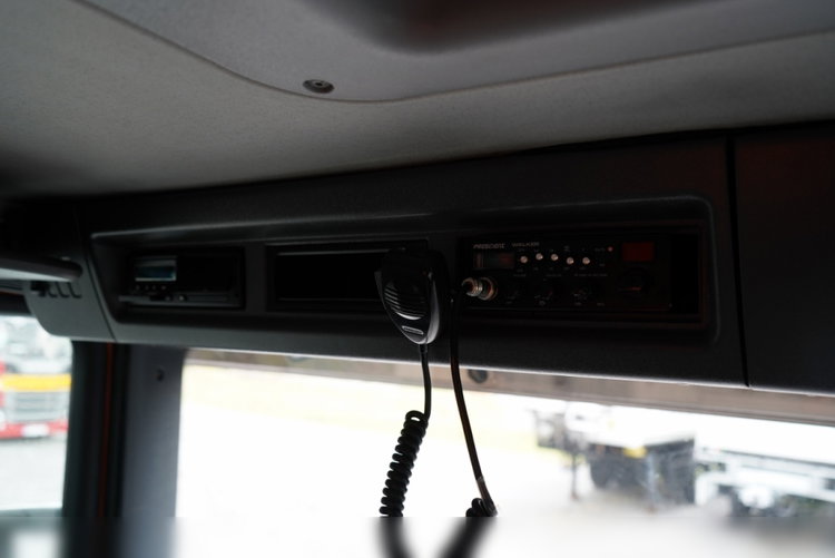 Scania G 440 / 6x6 / WYWROTKA TRZY-STRONNA / 2X HYDROBURTA / BOARDMATIC / OPONY 100% / MANUAL zdjęcie 46