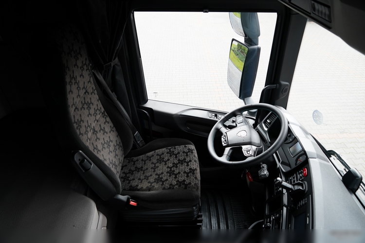 Scania R 450 / RETARDER / HYDRAULIKA / KLIMATYZACJA POSTOJOWA / ALUFELGI / SPROWADZONA / PO KONTRAKCIE SERWISOWYM zdjęcie 26