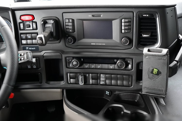 Scania R 450 / RETARDER / HYDRAULIKA / KLIMATYZACJA POSTOJOWA / ALUFELGI / SPROWADZONA / PO KONTRAKCIE SERWISOWYM zdjęcie 29