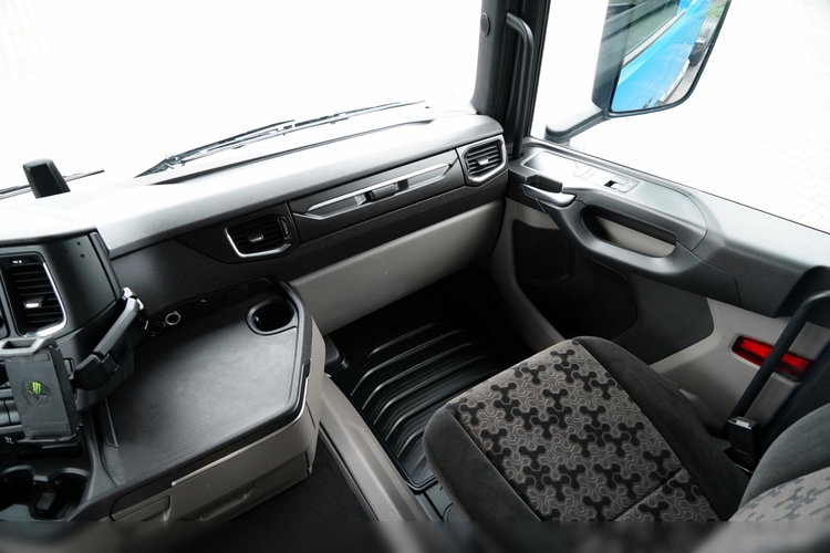 Scania R 450 / RETARDER / HYDRAULIKA / KLIMATYZACJA POSTOJOWA / ALUFELGI / SPROWADZONA / PO KONTRAKCIE SERWISOWYM zdjęcie 31