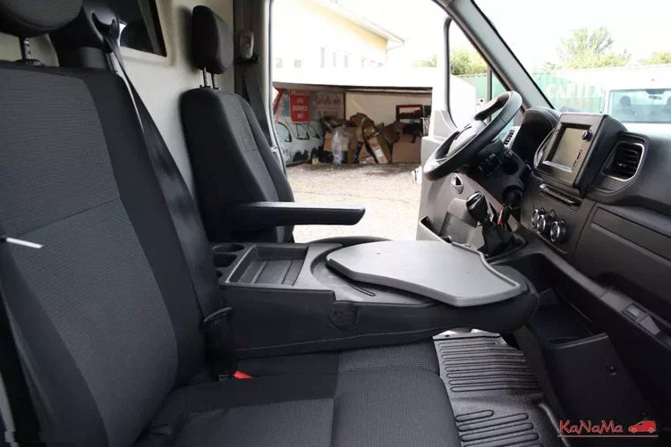 Renault Master zdjęcie 18