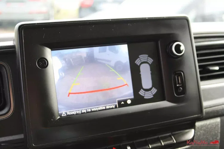 Renault Master zdjęcie 31