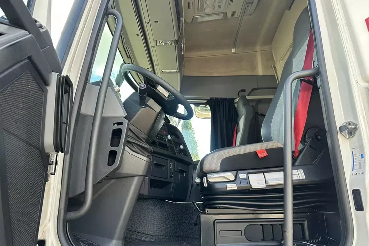 Renault T 460 / EURO 6 / AUTOMAT / NISKI PRZEBIEG / SPROWADZONA / 100 % ORYGINAŁ zdjęcie 12