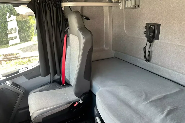 Renault T 460 / EURO 6 / AUTOMAT / NISKI PRZEBIEG / SPROWADZONA / 100 % ORYGINAŁ zdjęcie 14