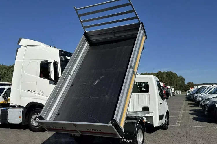 Renault Master zdjęcie 18