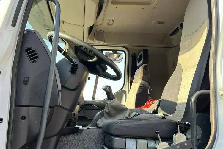 Renault Kerax 26.390 6x4 Mocny HDS FASSI F170 Sterowanie Radiowe zdjęcie 13