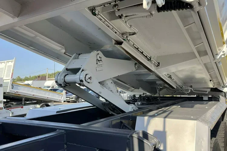 Renault Kerax 26.390 6x4 Mocny HDS FASSI F170 Sterowanie Radiowe zdjęcie 24