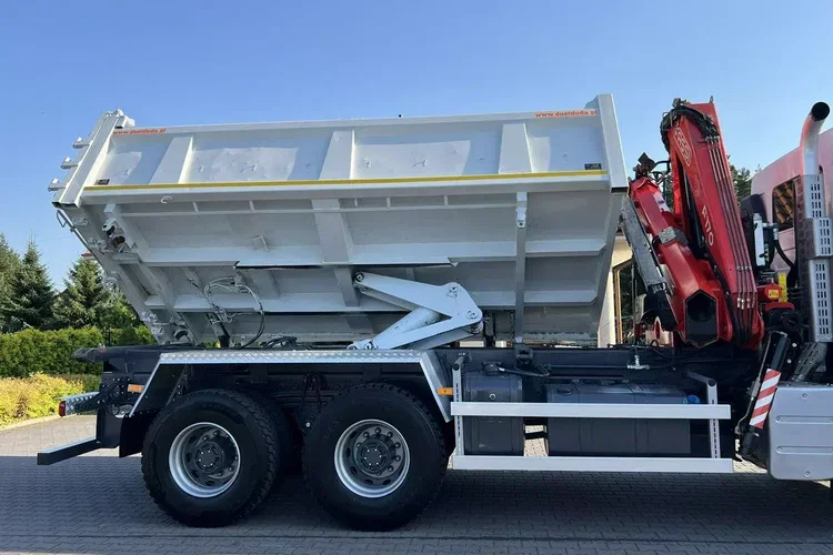 Renault Kerax 26.390 6x4 Mocny HDS FASSI F170 Sterowanie Radiowe zdjęcie 9