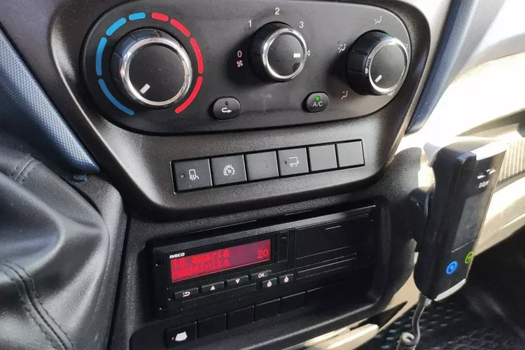 Iveco Daily 70C18 Mroźnia Ściana Grodziowa Podwójny Parownik zdjęcie 39
