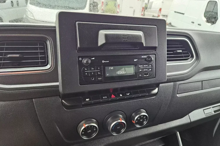 Renault Master L3H2 114999zł Netto Brygadówka 7 osób 2.3 dCi/136KM zdjęcie 24