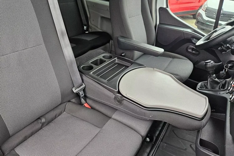 Renault Master L3H2 114999zł Netto Brygadówka 7 osób 2.3 dCi/136KM zdjęcie 28