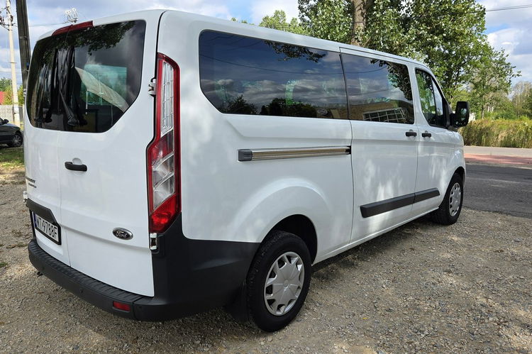 Ford Transit Custom 2.2 TDCI 125KM 9 osób Manual Kamera Czujnik Przód Tył Nawiewy zdjęcie 6