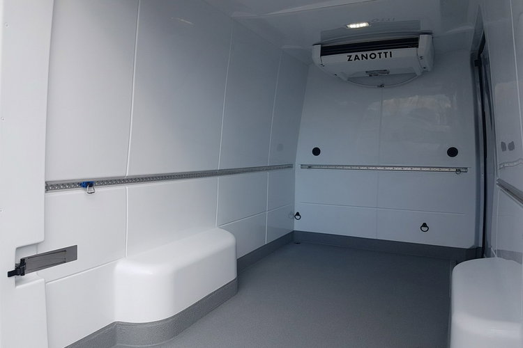 Volkswagen Crafter CHŁODNIA MROŹNIA AGREGTA IZOTERMA GRZANIE DŁUGI WYSOKI KLIMA zdjęcie 18