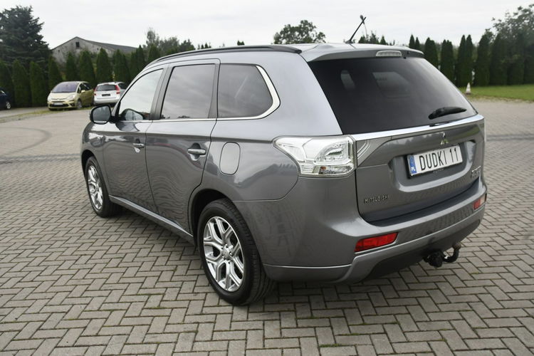 Mitsubishi Outlander 2.0Plug-IN Hybrid. 4x4.Skóry.Navi.Kam.Cof.Hands-Free.Xenony.Automat.Sz zdjęcie 12