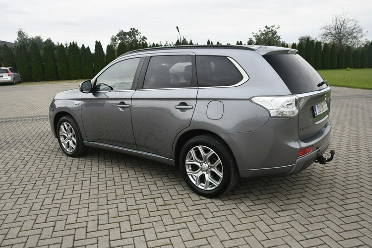 Mitsubishi Outlander 2.0Plug-IN Hybrid. 4x4.Skóry.Navi.Kam.Cof.Hands-Free.Xenony.Automat.Sz zdjęcie 13