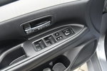 Mitsubishi Outlander 2.0Plug-IN Hybrid. 4x4.Pół-Skóry..Kam.Cof.Hands-Free.AUTOMAT zdjęcie 15