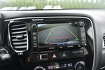 Mitsubishi Outlander 2.0Plug-IN Hybrid. 4x4.Pół-Skóry..Kam.Cof.Hands-Free.AUTOMAT zdjęcie 32