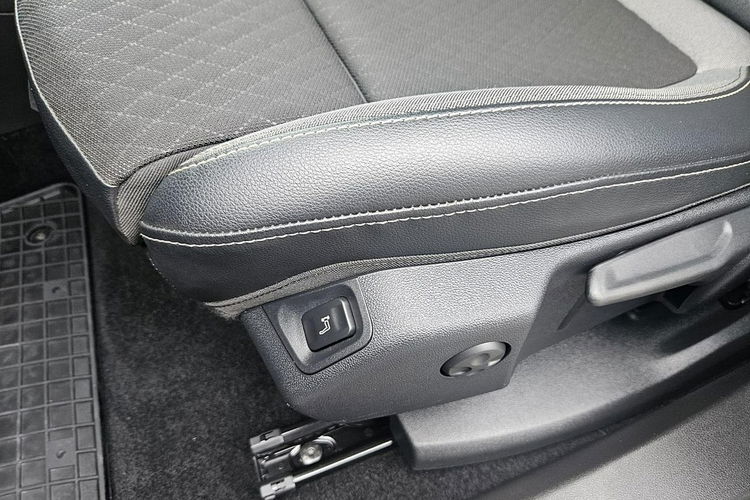 Opel Grandland X Pack klim + navi zdjęcie 21