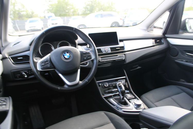 BMW 216 Automat kamera hak g.fotele F-vat zdjęcie 15