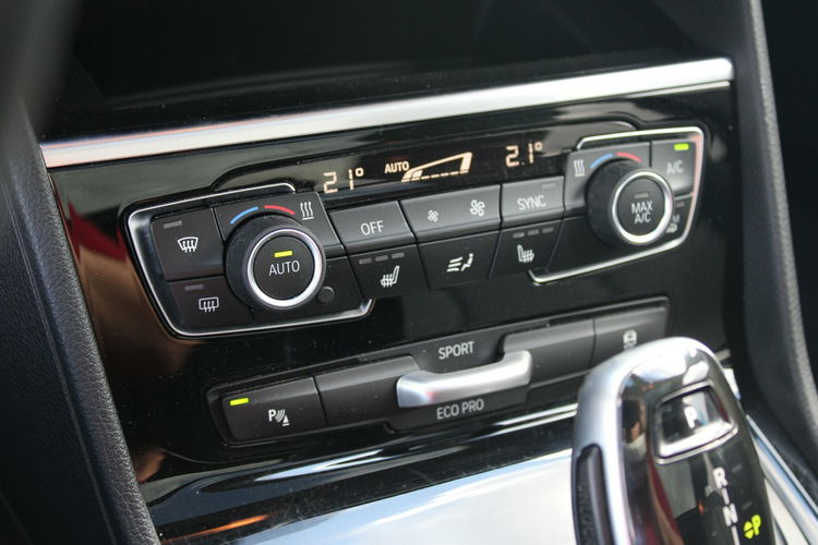 BMW 216 Automat kamera hak g.fotele F-vat zdjęcie 25