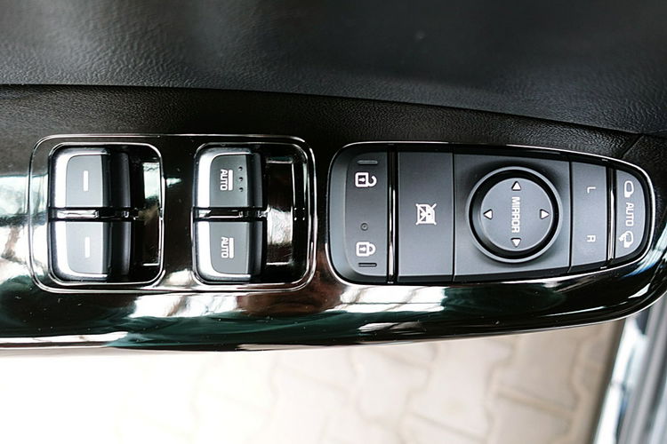 Kia Sportage GT Line 4x4 MAX OPCJA EL.Dach Fabryczna Gwar. 1WŁ Kraj Bezwyp F23% 4x2 zdjęcie 17
