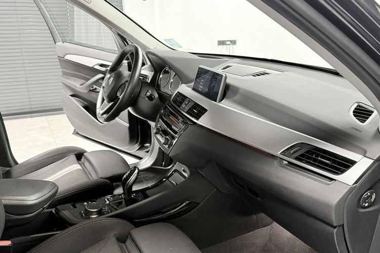 BMW X1 2.0 xDrive LIFT SPORT PAKIET Connect Drive HeadUp Hifi F-VAT23% zdjęcie 12