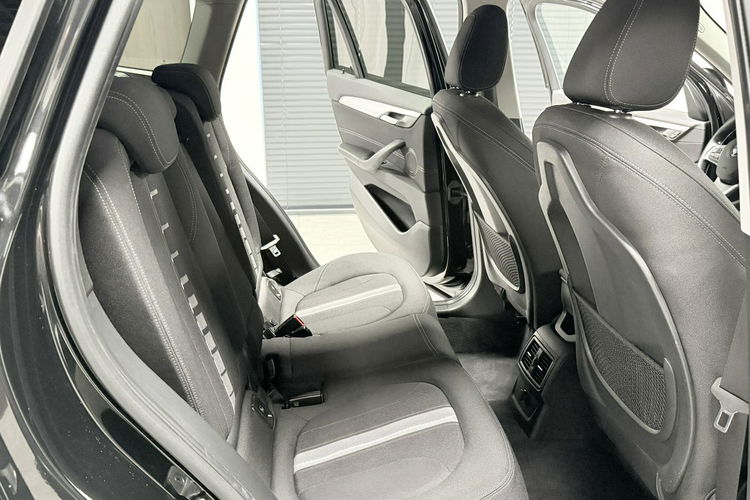 BMW X1 2.0 xDrive LIFT SPORT PAKIET Connect Drive HeadUp Hifi F-VAT23% zdjęcie 28