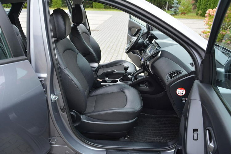 Hyundai ix35 Lift Premium Ledy Duża Navi Kamera Skóry Parktronic Alu17" ASO zdjęcie 16