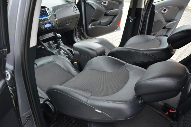 Hyundai ix35 Lift Premium Ledy Duża Navi Kamera Skóry Parktronic Alu17" ASO zdjęcie 23
