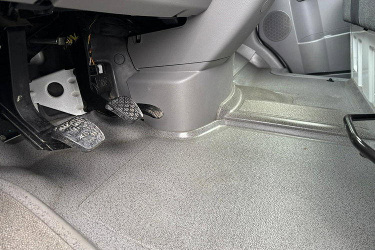 Volkswagen Crafter 2.0 160KM 2016 L2H1 144tys. km Pojedyncza turbina Drzwi przesuwane x2 zdjęcie 20