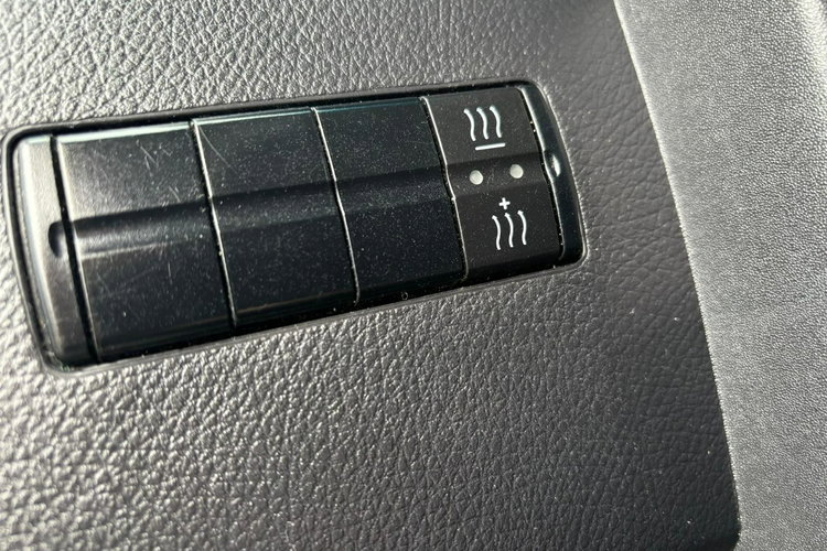 Volkswagen Crafter 2.0 160KM 2016 L2H1 144tys. km Pojedyncza turbina Drzwi przesuwane x2 zdjęcie 21