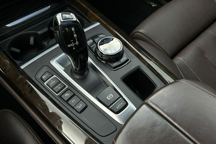 BMW X5 X5 3.0D Nowy rozrządNoktowizor Kam360 HUD Harman Dociągi Wentyle Panor zdjęcie 21