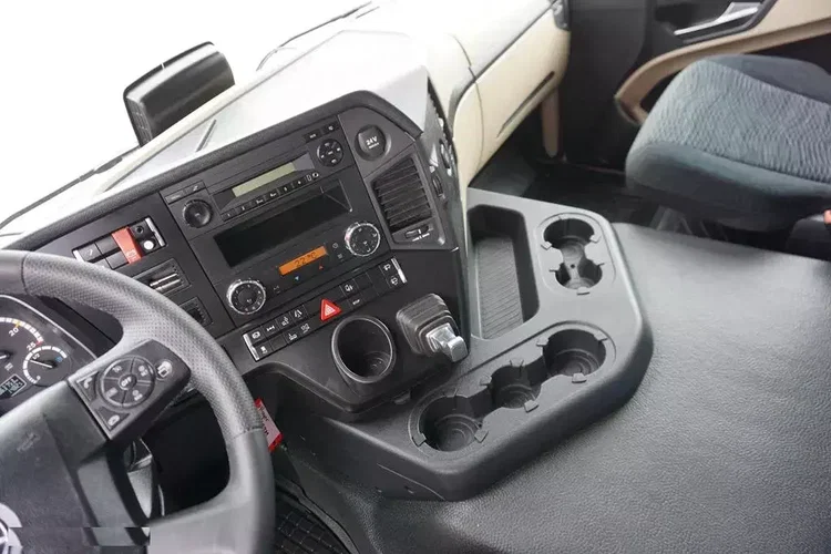 Mercedes ACTROS / 2543 / ACC / E 6 / PEŁNY ADR / PLATFORMA / ZAWIESIE POD WÓZEK zdjęcie 9