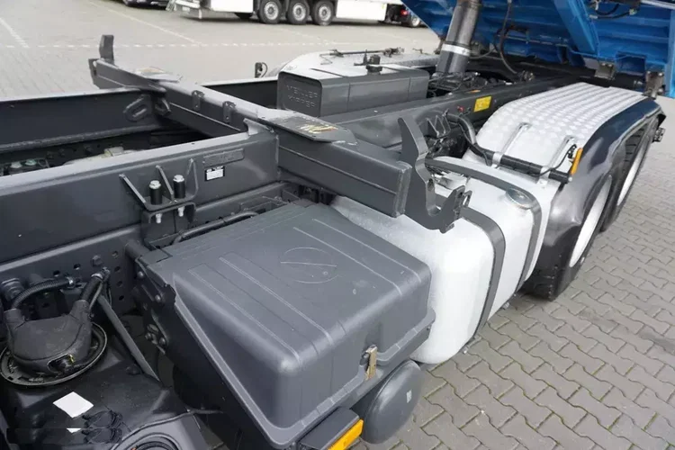 Mercedes / AROCS / 2545 / E 6 / WYWROTKA / 6 X 6 / HYDROBURTA zdjęcie 23