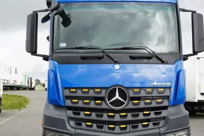 Mercedes / AROCS / 4145 / E 6 / WYWROTKA / 8 X 8 zdjęcie 17