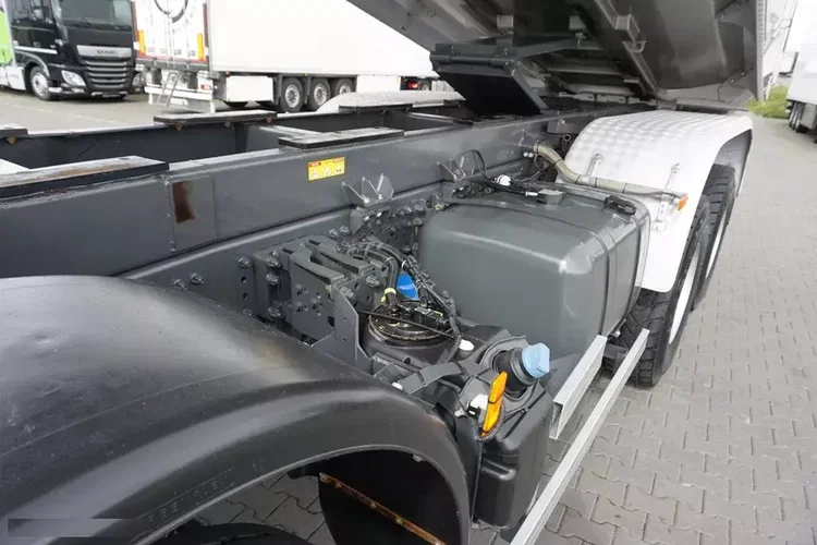 Mercedes / AROCS / 4145 / E 6 / WYWROTKA / 8 X 8 zdjęcie 23