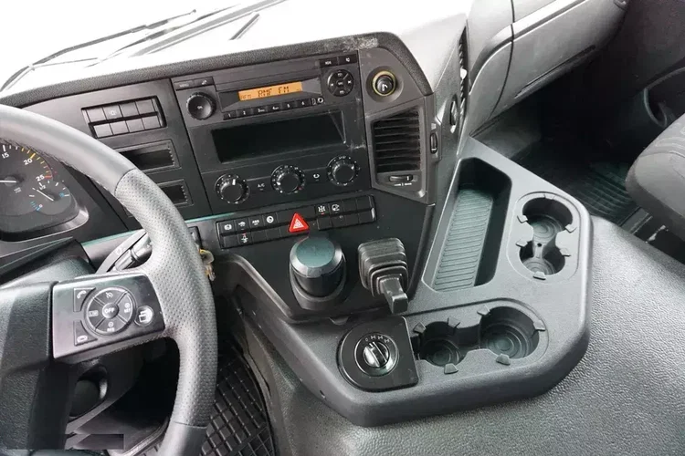 Mercedes / AROCS / 4145 / E 6 / WYWROTKA / 8 X 8 zdjęcie 39