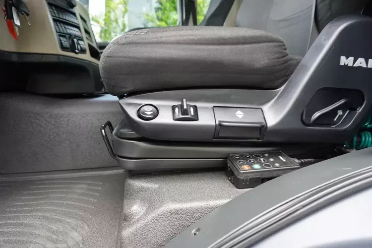 MAN TGS 26.430 E6 6x2 / Hakowiec HIAB Multilift zdjęcie 21