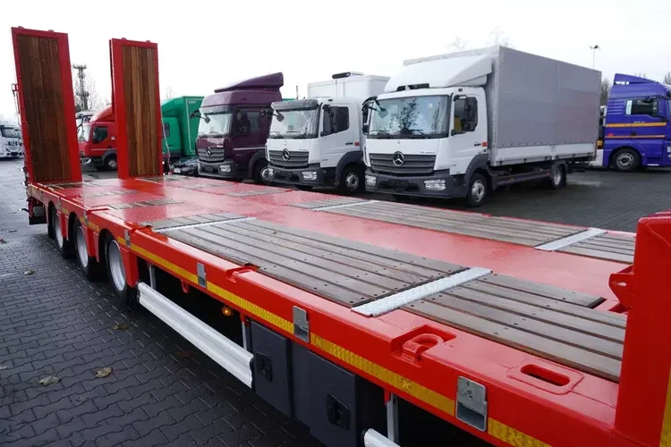 KAESSBOHRER NOWA naczepa niskopodwoziowa Kässbohrer LB3E / 2025 zdjęcie 4