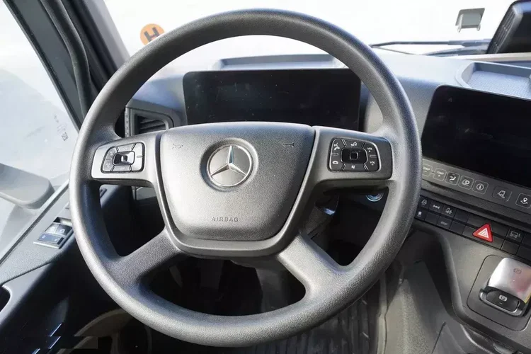 Mercedes Actros 2545 6×2 MP5 / FULL ADR / 2 sztuki zdjęcie 21