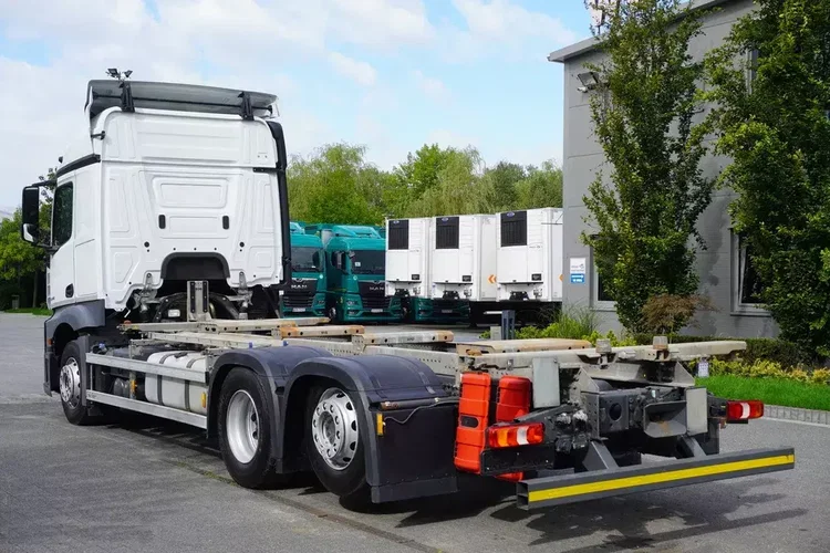 Mercedes Actros 2545 6×2 MP5 / FULL ADR / 2 sztuki zdjęcie 4