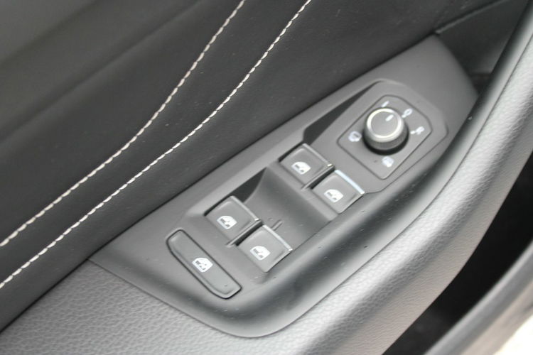 Volkswagen Arteon TDI Elegance Virtual DSG Gwarancja zdjęcie 17