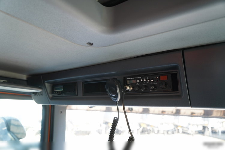 Scania G 440 / 6x6 / ZESTAW / WYWROTKA TRZY-STRONNA / 2X HYDROBURTA /PRZYCZEPA MEILLER / MANUAL zdjęcie 52