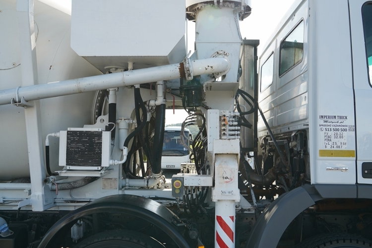 Mercedes -BENZ ACTROS 3241 / POMPOGRUSZKA / 8X4 / BETONIARKA + POMPA SERMAC 3Z24 / EPS + SPRZĘGŁO / ALUFELGI zdjęcie 17