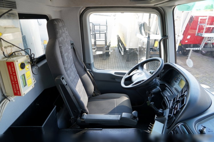 Mercedes -BENZ ACTROS 3241 / POMPOGRUSZKA / 8X4 / BETONIARKA + POMPA SERMAC 3Z24 / EPS + SPRZĘGŁO / ALUFELGI zdjęcie 36