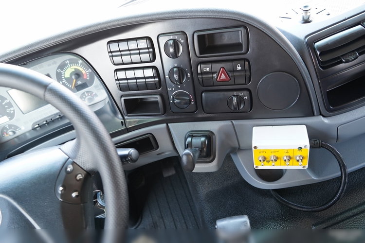 Mercedes -BENZ ACTROS 3241 / POMPOGRUSZKA / 8X4 / BETONIARKA + POMPA SERMAC 3Z24 / EPS + SPRZĘGŁO / ALUFELGI zdjęcie 39